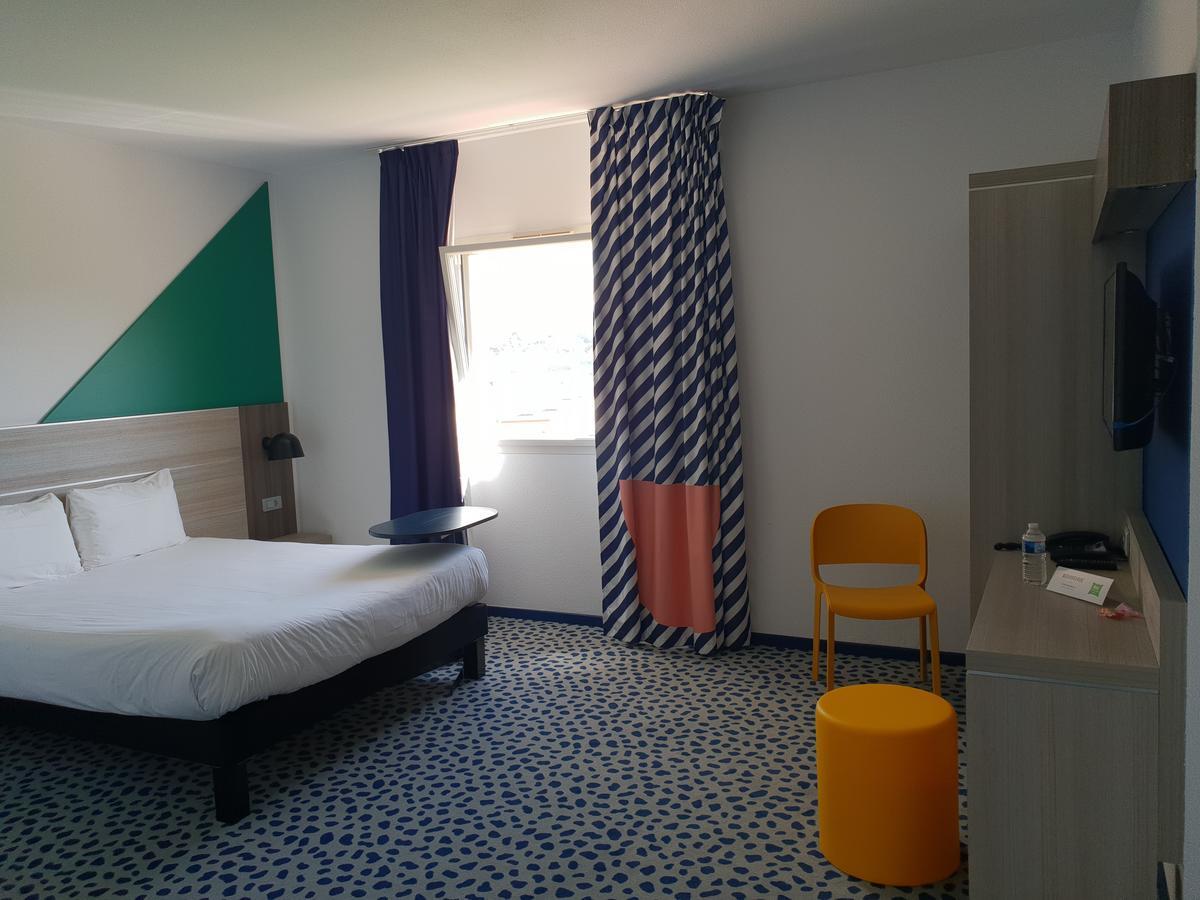 Ibis Styles Marseille Plan De Campagne Hotell Mirabeau Eksteriør bilde
